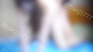 Con gái 19 tuổi bị cha dượng ép đụ chỉ biết khóc ngẹn ngào và cam chịu bị đụ.