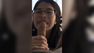 em loli mặt non như này ae đồng dâm đoán xem 2k mấy