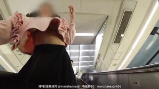 Quay lén Gái Xinh Loli mình dây, Ko Mặc Áo Vú lộ Núm vú to