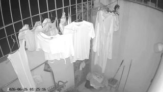 Bảo sao Quần xì e cứ bị vơi đi, a nào ở đây lấy cho e xin lại với