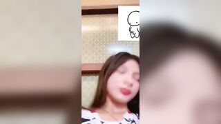 Lần đầu cho người yêu xem nên em còn ngại