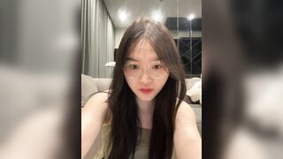 Trần Hà My con đĩ lăng loàn bán quạt bên trung quốc xinh xắn - phần 25