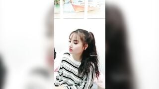 Em việt nam hát xong lên tầng thượng chịch