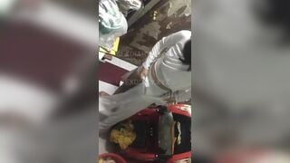 Em nữ sinh thay đồ 2