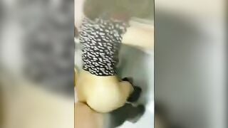Vụng trộm với cháu dâu dưới bếp cho kích thích