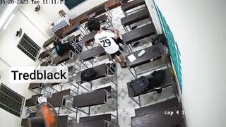học sinh bây giờ bạp thật nghịch vú địt nhau luôn trong lớp - phần 4