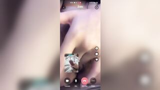 “Để máy ra xa đi, để anh thấy cả người”
