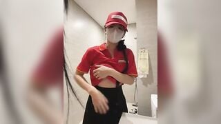 Siêu Thị WinMart bé nhân viên lồn nhiều nước vừa làm vừa bán quạt - phần 12