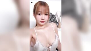 bé sinh viên quê miền tây cứ nứng là em đòi đi địt bằng được