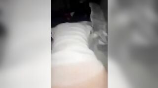 Doggy em nó sướng quá lén tháo bao chơi trần địt xuất trong cho em dính