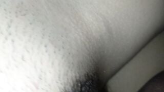 Chơi lén vợ sướng chảy dâm thủy