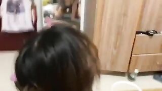 Đâm từ đằng sau em gái