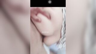 Không thể cưỡng lại cái lồn em gái mới cạo lông