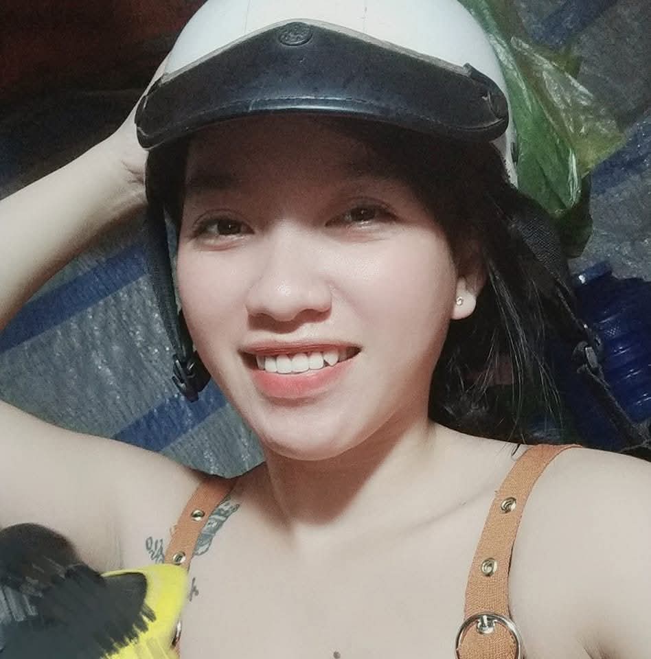 Lén lút vô phòng vụng trộm với em vợ mới đi học về khi nhà đi vắng
