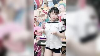 nhảy tt đu trend cùng thương huyền full bộ ảnh nude dưới mô tả