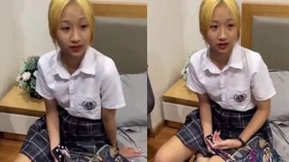 Hai Thằng Rủ Em Gái C3 Vào Khách Sạn Thì Bị Bắt Quả Tang 2