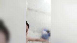 con bạn thân bị nứng