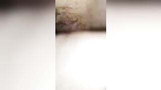 Nứng quá phải thủ bằng tay đây này ai giúp em với