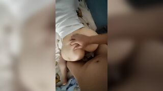 Mông to tròn của chị dâu khiêu khích đành phải hiếp