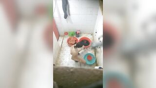 Quay lén em gái thằng bạn dưới quê