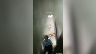 Học Sinh Kéo Nhau Vào Nhà Hoang Địt Nhau