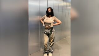 Em này có cặp bưởi vãi l thật