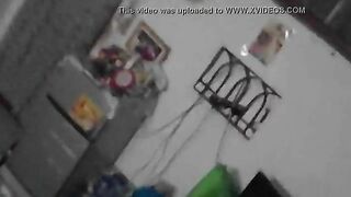 Quay lén em gái phòng bên xem sex thủ dâm