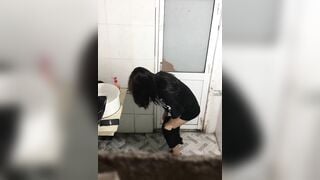 Thay đồ 1