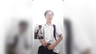 Mấy đứa học sinh to vãi