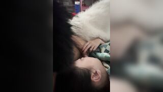 Cô vợ bú chịch
