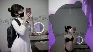 Sex Thu Hiền 2ka8 đeo kính áo dài cực đỉnh