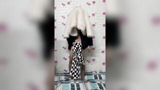 Sục với áo lông