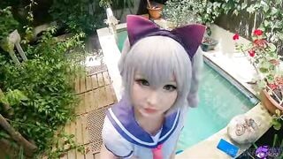 Địt e cosplayer cạnh hồ nước