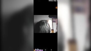 E học sinh bị bạn trai gạ chat sex
