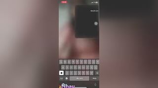 Đợi mẹ đi em móc lồn cho a xem