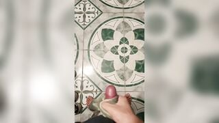 Lấy trộm quần lót của chị sinh viên về thẩm