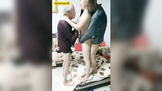 Trẻ không chơi già hối hận