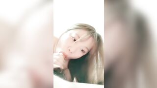 Em gái ngon xinh dâm, mỗi tội các anh hơi bị đuối