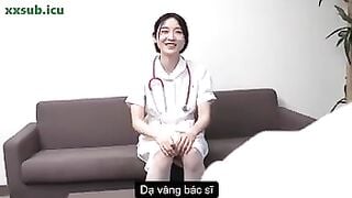 NỮ Ý TÁ GIÚP BỆNH NHÂN THOẢ MÃN