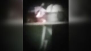 Quay lén em hàng xóm tắm 6