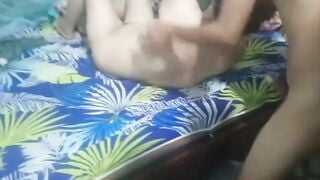 Cặp vợ chồng làm tình bú liếm các kiểu
