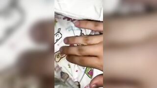 Biến thái đã xuất tinh rồi lại còn xoa với móc