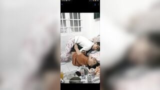 3 chàng nhậu xỉn, sẵn tiện sẽ gay 1 bữa cho mấy em gái ngồi xem