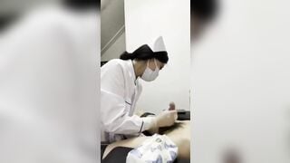 Khám nội khoa nam, cách yta lấy tinhtrung để đem đi xét nghiệm!