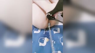 Nồn em nè nhét vào đii