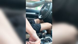 Lái xe kiểu này dễ vượt đèn đỏ 20 củ lắm