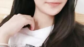 Học sinh love 10 show hàng gửi cho ny😛