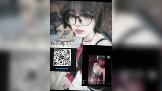 Cosplay thủ dâm bằng sextoy