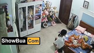 Quay lén, sống cùng chị dâm