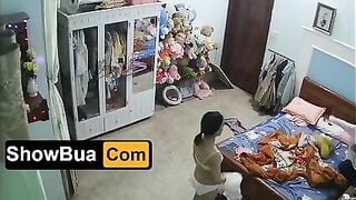 Quay lén, sống cùng chị dâm